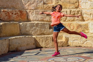 开云体育官网下载-全国啦啦操比赛展现青少年青春风采，2021年全国啦啦操竞赛规则