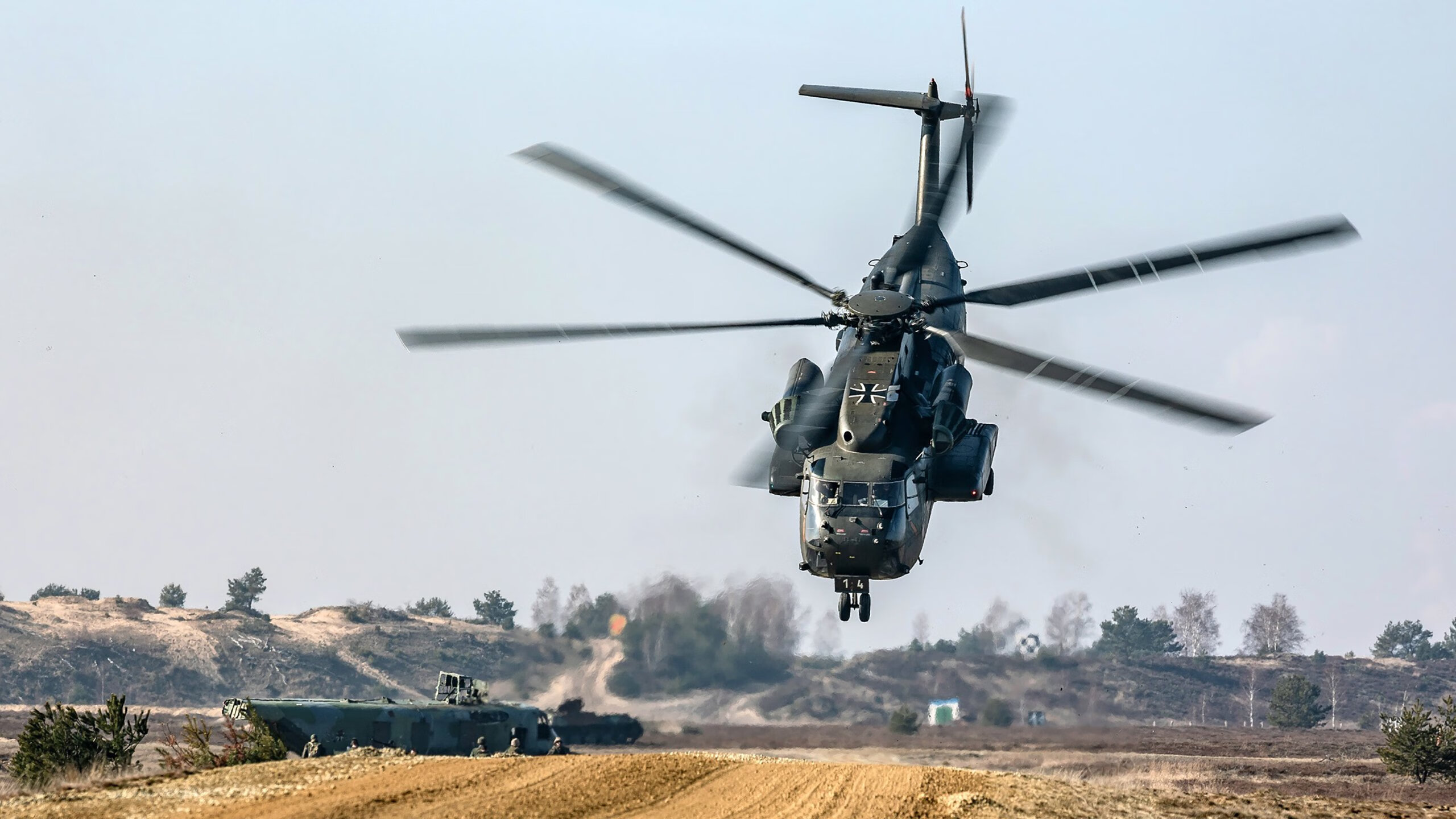 开云体育网站-布克强调每场比赛都必须全力以赴,布克最近比赛