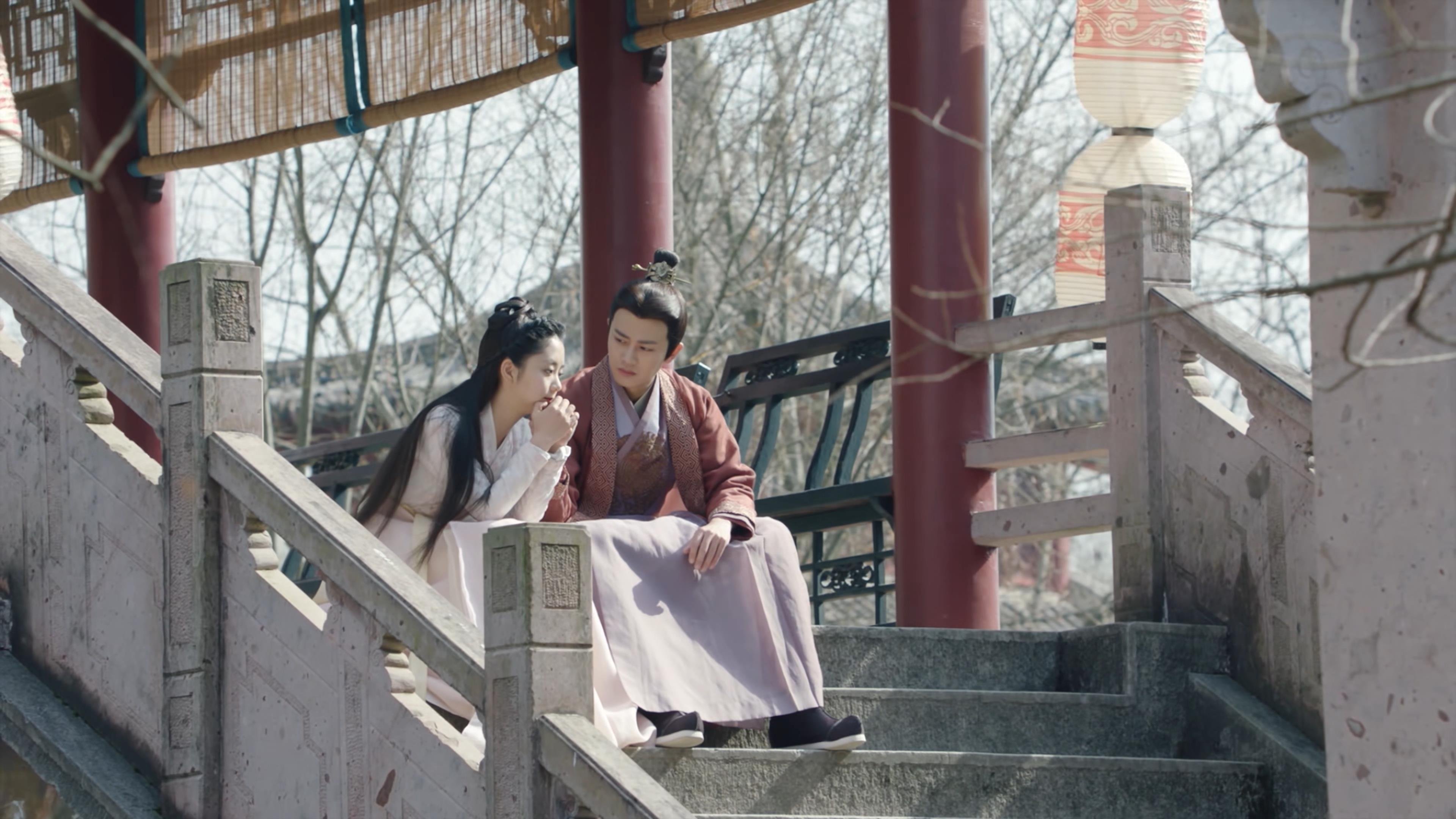 开云体育app-欧洲杯变阵频繁:战术多变引领新趋势!,欧洲杯变盘分析