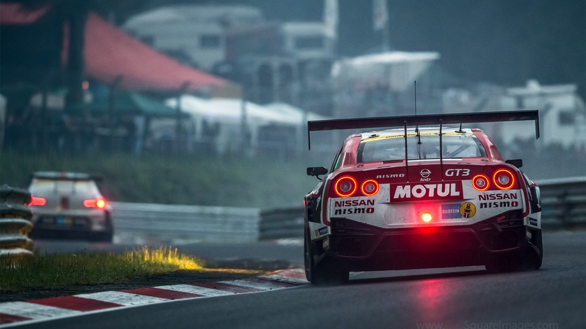 开云体育在线官网-球迷自发制作横幅营造主场气势提升士气